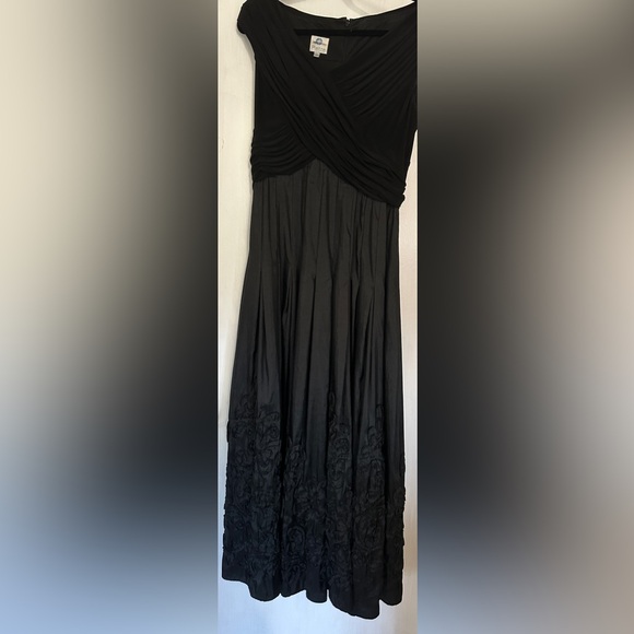 Patra Ball Gown - Picture 1 of 6